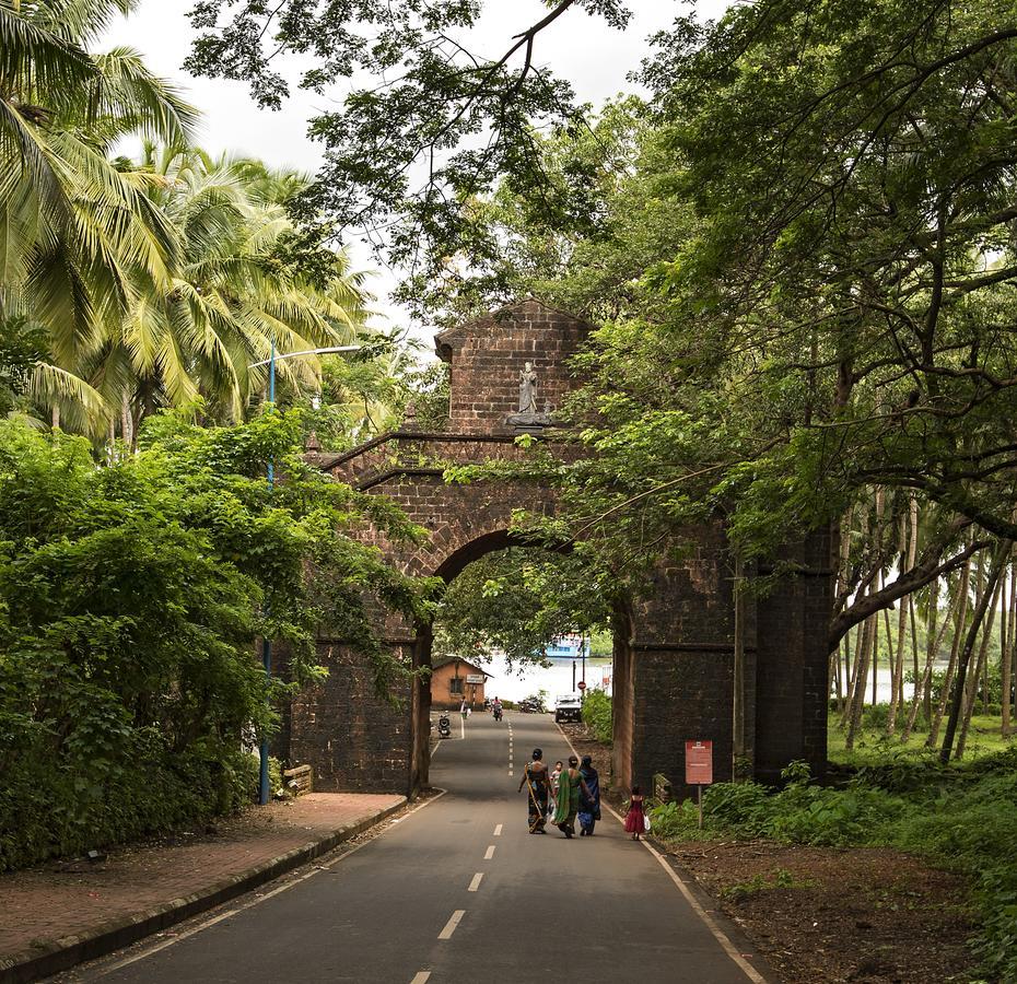 The Postcard Velha, Goa Old Goa
